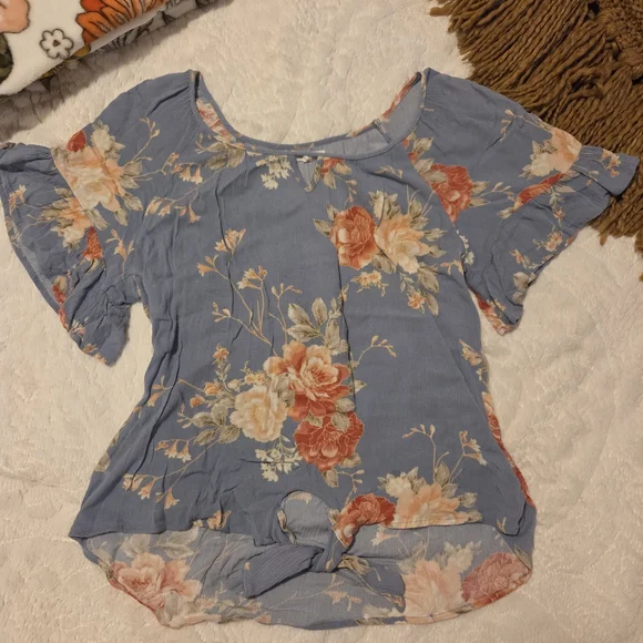 Maurices Blue Floral Blouse - Picture 3 of 11